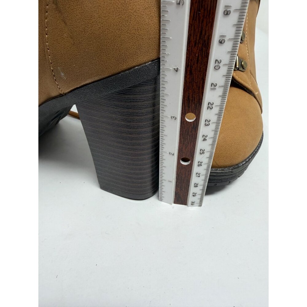 Andiamo Womens Tan Lace Up Heeled Ankle Boots Size 9.5 Faux Leather Zip Booties - Picture 8 of 9